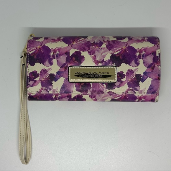 Purple & Cream Floral Leather Wallet By Marc New York - Picture 5 of 13